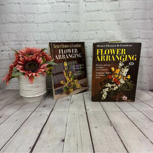 vintage better homes & gardens flower arranging books set of 2 1957, 1965
